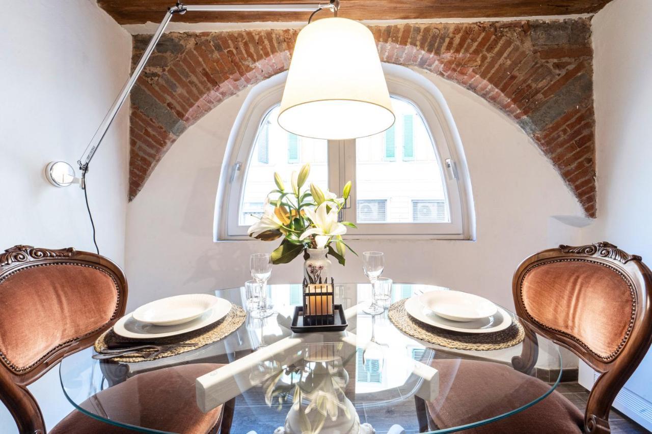 Palazzovilla Historic Building Luxury Suite Florence Buitenkant foto