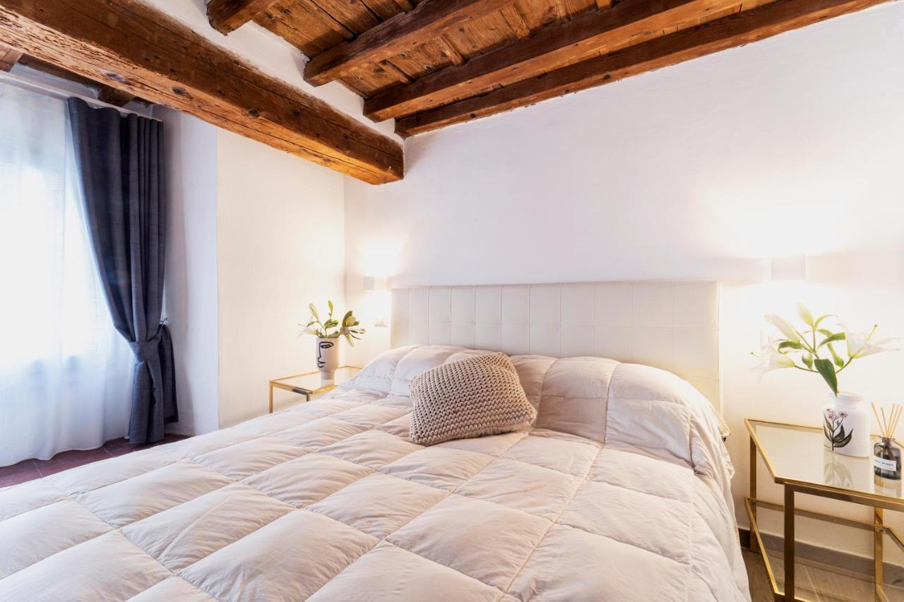 Palazzovilla Historic Building Luxury Suite Florence Buitenkant foto