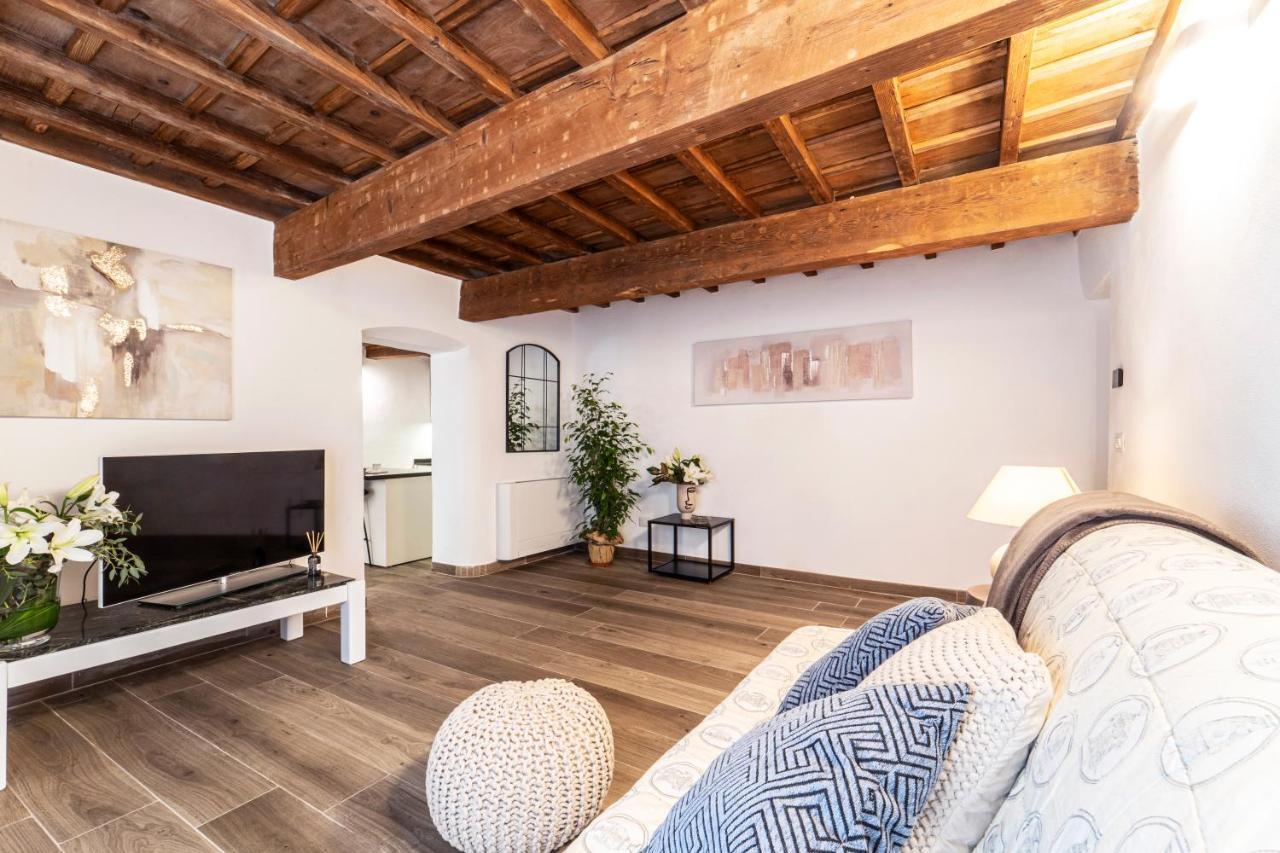 Palazzovilla Historic Building Luxury Suite Florence Buitenkant foto