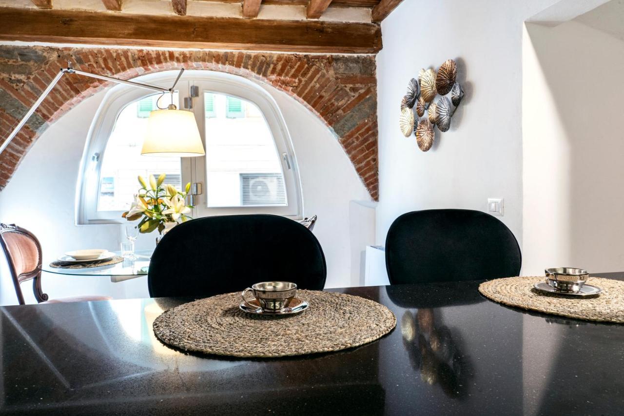 Palazzovilla Historic Building Luxury Suite Florence Buitenkant foto