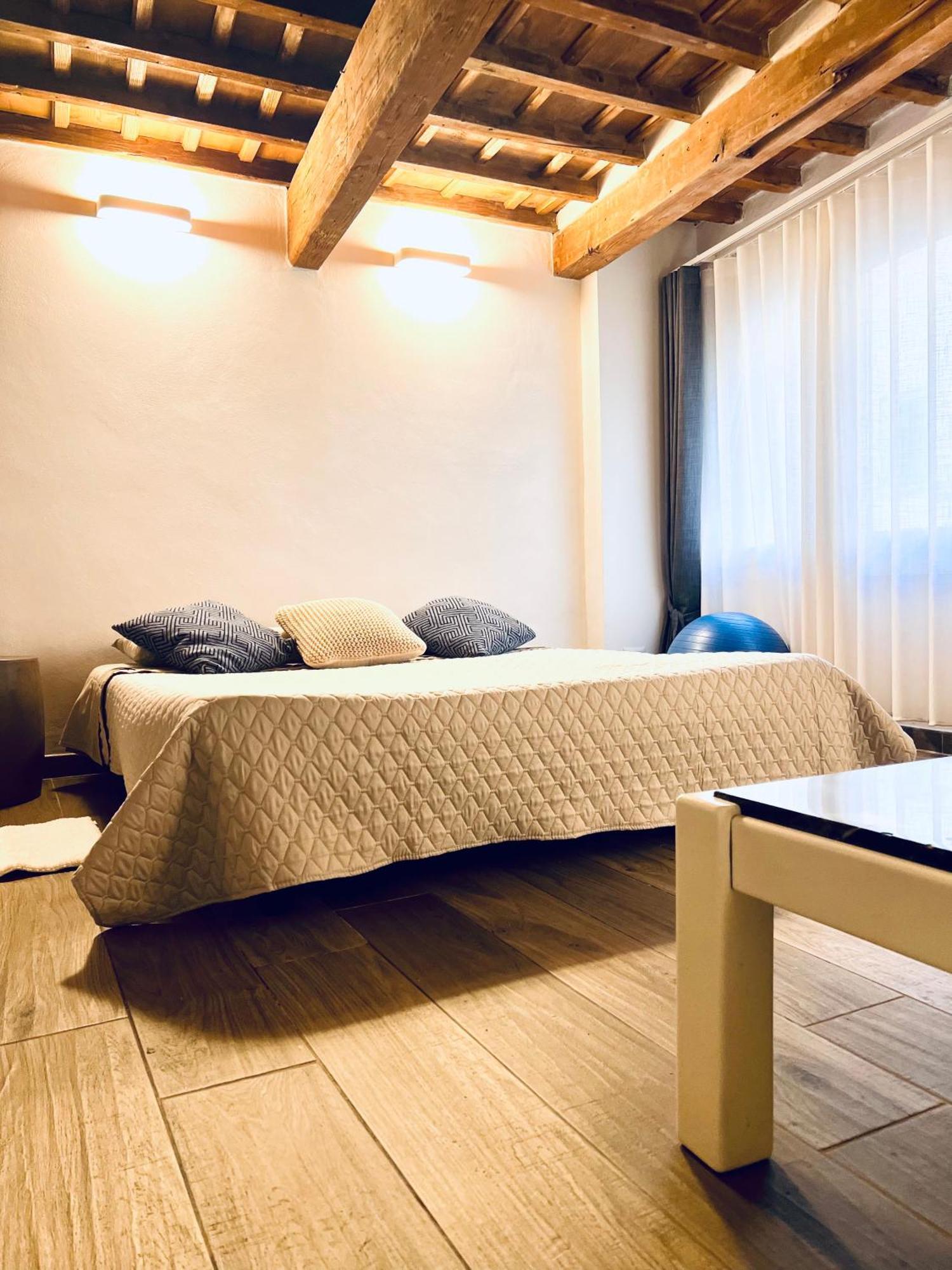 Palazzovilla Historic Building Luxury Suite Florence Buitenkant foto
